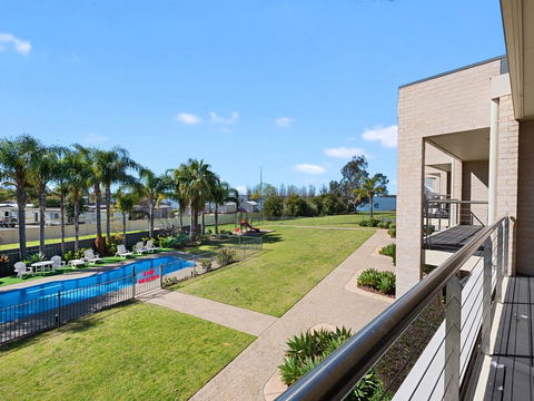 ELSINOR Townhouse 6 Mulwala - Tourism Noosa 2