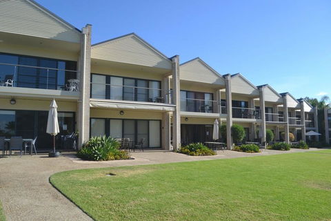 ELSINOR Townhouse 8 Mulwala - Tourism Noosa 1