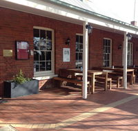 Emeu Inn Bed  Breakfast - Tourism Noosa