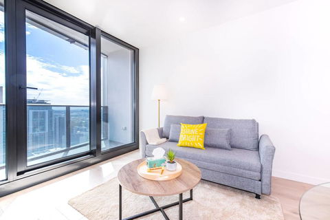 EQ Tower Luxury 1 Bedroom Central Melbourne - Tourism Noosa 2