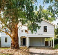 EVERGREEN BEACH HOUSE - Tourism Noosa