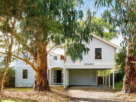 EVERGREEN BEACH HOUSE - Tourism Noosa 0