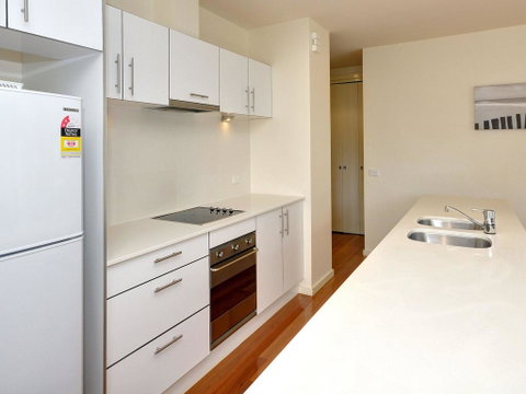 Executive Garden Apartment - Tourism Noosa 1