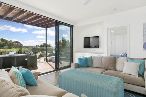 Fabulous Home - Families Only - Tourism Noosa 3
