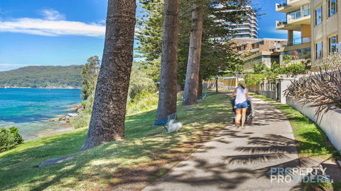 Fairlight Whispers - 10 Minutes From Manly - Tourism Noosa 3