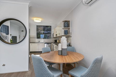 Fairlight Whispers - 10 Minutes From Manly - Tourism Noosa 1