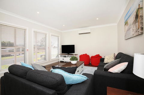Fairways - 10 Mins To Hyams Beach - Tourism Noosa 0