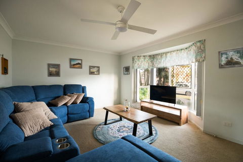 Family Getaway Close To Beach And Restaurants - Tourism Noosa 2