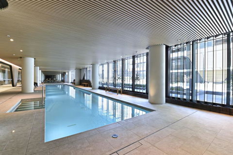 Family Loved-2BR Apt @ Docklands - Free Parking - Tourism Noosa 1