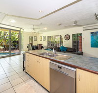 Fannie Bay Art House - Tourism Noosa