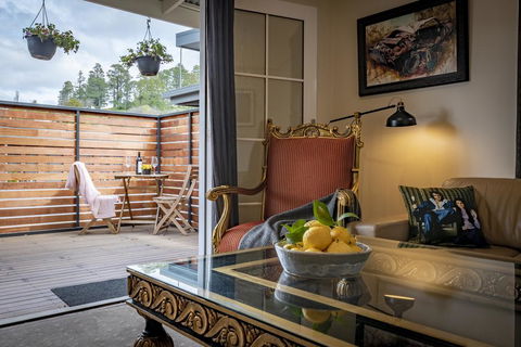 Farmers Arms Heritage Cottage - Tourism Noosa 1