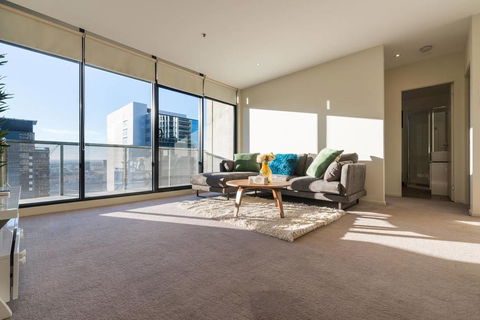 Flagstaff Garden Large 2 Bedroom Modern Apartment - Tourism Noosa 1