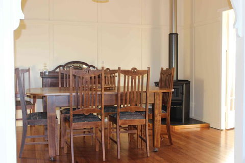 Flame Hill Vineyard - Tourism Noosa 2