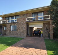 Flat 1/15 Dalmeny Drive - Tourism Noosa
