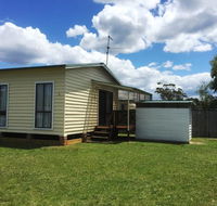 Flat 2 42 McMillan Rd - Tourism Noosa