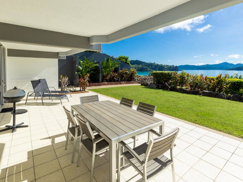 Frangipani 5 - Tourism Noosa 0