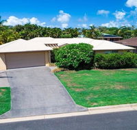 Frangipani Hideaway - Tourism Noosa