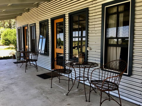 French Island Cottage - Tourism Noosa 2