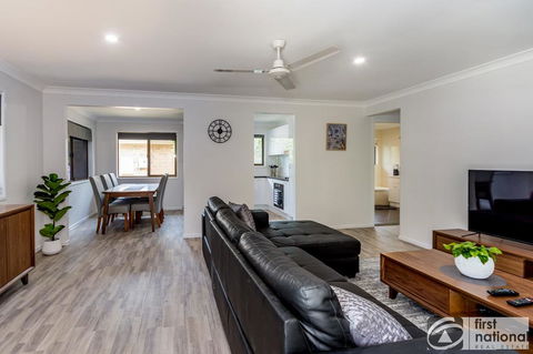 Freshly Revovated Dog Friendly House Walking Distance To Waterfront! - Tourism Noosa 1
