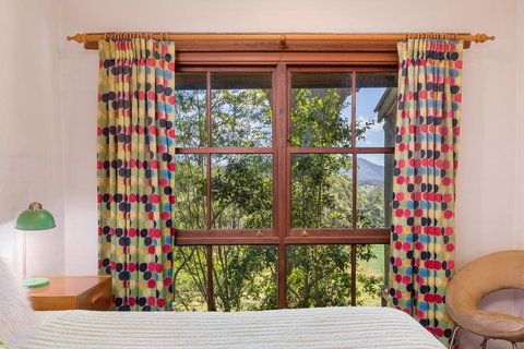 Orara Glen Pty Ltd- Friday Creek Retreat - Tourism Noosa 2