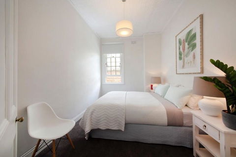 FUN TIMES In HUGE House 1 Minute To SYDNEY HARBOUR - Tourism Noosa 3