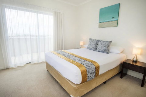 Gladstone City Central Apartment Hotel - Tourism Noosa 2