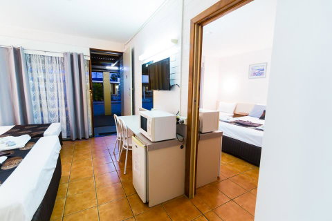 Gladstone Motel - Tourism Noosa 1
