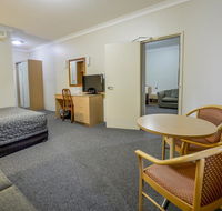 Golden Guitar Motor Inn - Tourism Noosa