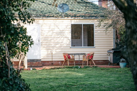 Goldies On Piper Kyneton - Tourism Noosa 2