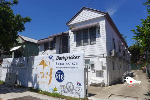 Gonow Family Backpackers Hostel - Tourism Noosa 0