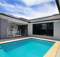 Grand Parade - Tourism Noosa