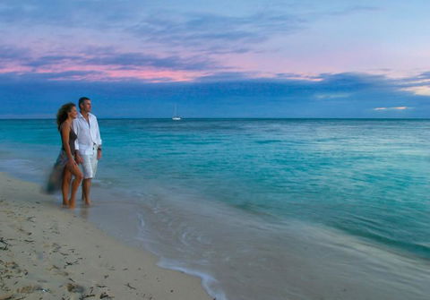 Green Island Resort - Tourism Noosa 1