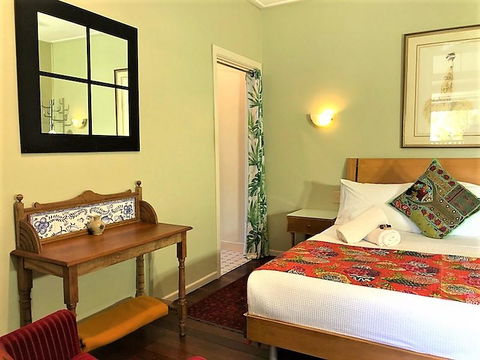 Grey Gum Lodge - Tourism Noosa 3