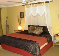 Gumtree on Gillies Bed and Breakfast - Tourism Noosa