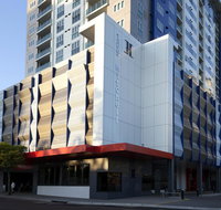 H on Mitchell Apartment Hotel - Tourism Noosa