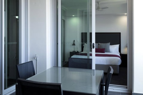 H On Mitchell Apartment Hotel - Tourism Noosa 1