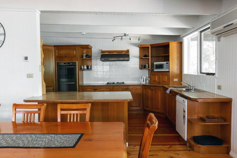 Halina - Tourism Noosa 3