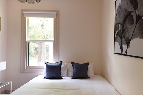 Halina - Tourism Noosa 2