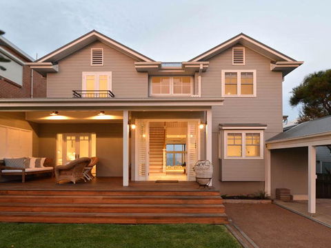 Hamptons Escape - Tourism Noosa 0