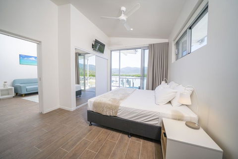 Harbour Cove - Tourism Noosa 1