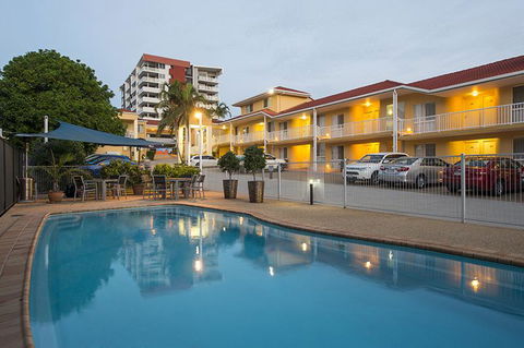Harbour Sails Motor Inn - Tourism Noosa 0