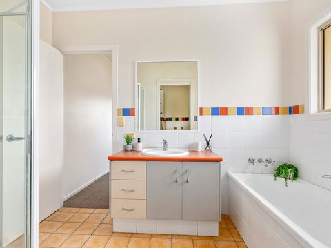 Hastings Cove Apartments - Tweed Coast Holidays - Tourism Noosa 2