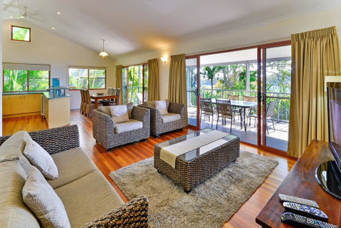 Heliconia Grove 9 - Tourism Noosa 2