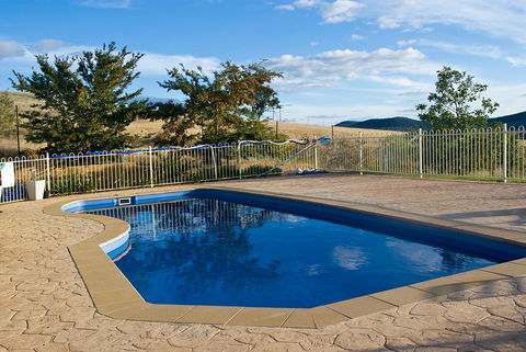 Hermitage Hill Country Retreat - Tourism Noosa 1