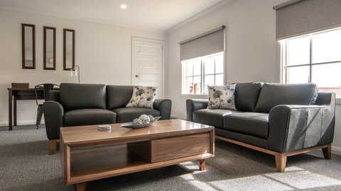 Hideaway On George - Tourism Noosa 1