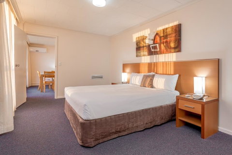 Highpoint International - Tourism Noosa 2