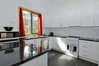 Hill Top Retreat Self Contained Accomodation