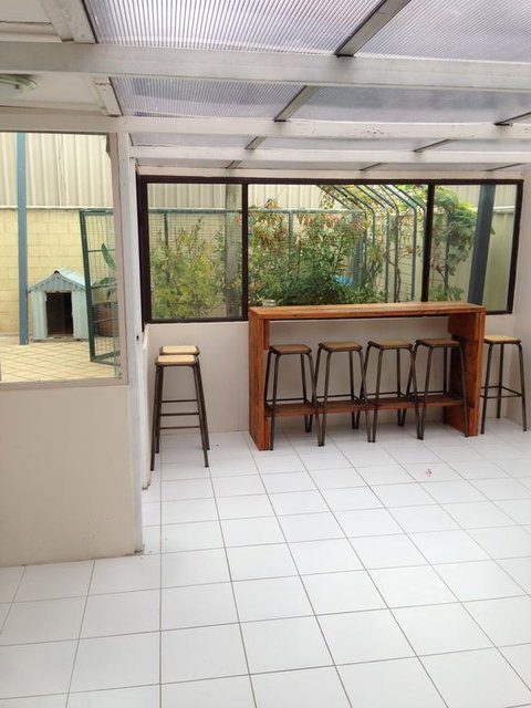 Hillarys Family Holiday Home - Tourism Noosa 1