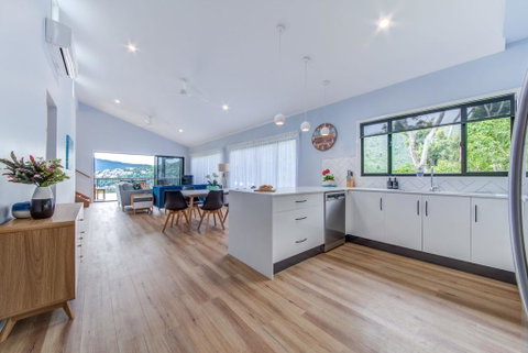 Hillside Haven - Airlie Beach - Tourism Noosa 0