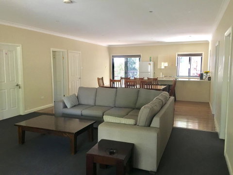 Hillview Farmstay - Tourism Noosa 1